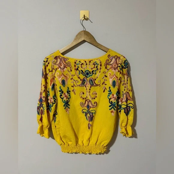 Sapphire Small Yellow Floral Paisley Embroidered Yellow Top - Picture 6 of 6
